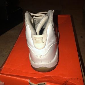Retro Jordan silver anniversary 11s